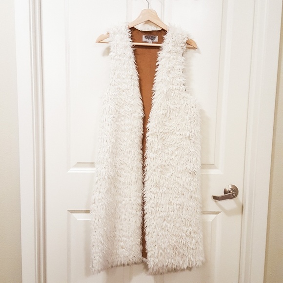 Ecote Jackets & Blazers - Ecote Faux Fur Vest